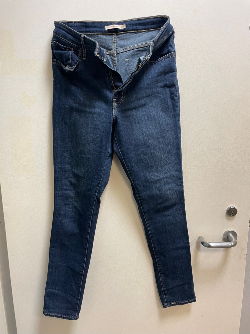 Levi 721 high rise skinny jeans